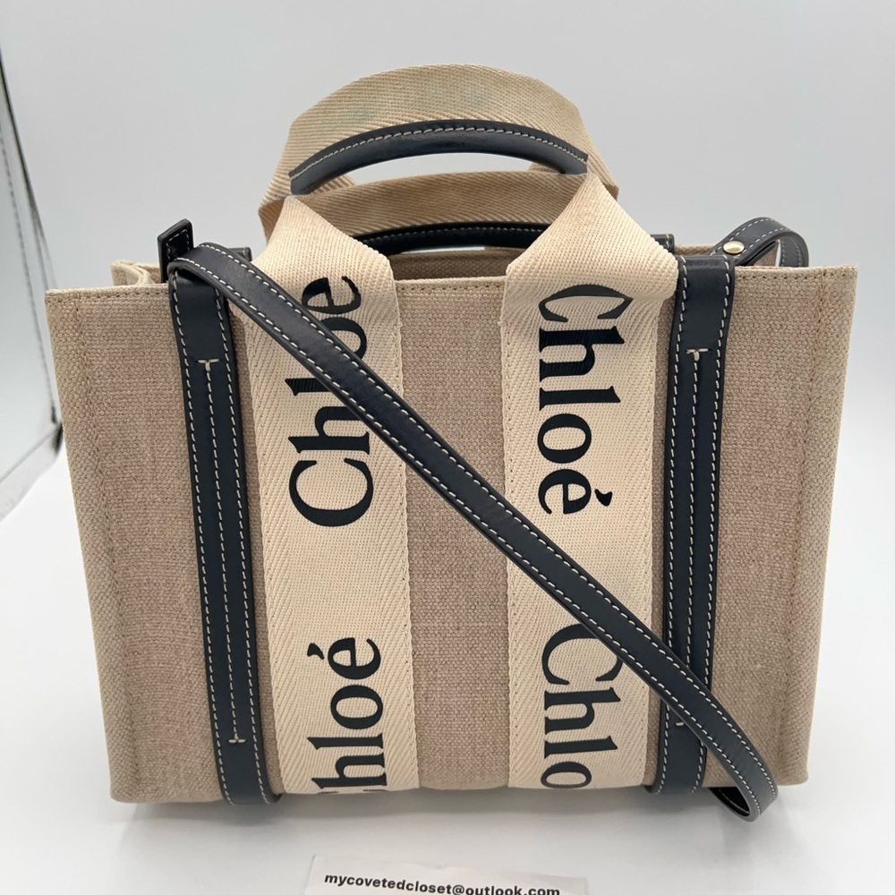 Chloé small Woody two way tote in linen canvas and leather trim.